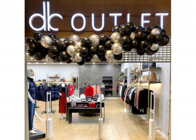 db outlet - vardinių drabužių ir aksesuarų išparduotuvė