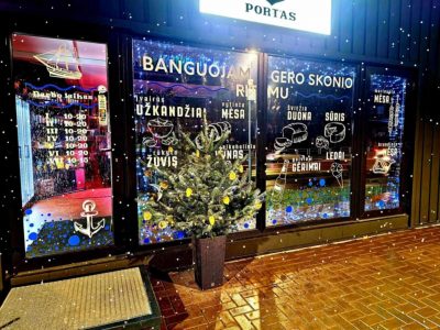Parduodama alkoholio, maisto prekių parduotuvė