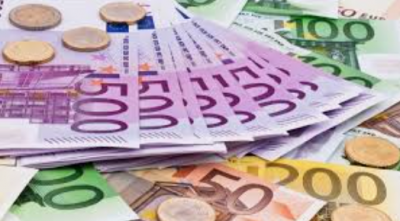 FINANSINIŲ TECHNOLOGIJŲ VERSLAS (VARTOJIMO KREDITŲ VERSLAS)