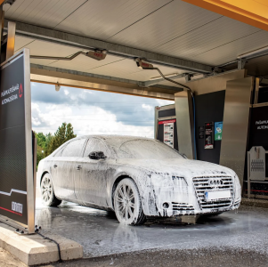 AUTOMOBILIŲ SAVITARNOS Plovykla Kauno mieste
