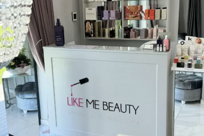 Nuomojamas visas veikiantis „Like Me Beauty“ grožio ir estetikos salonas.